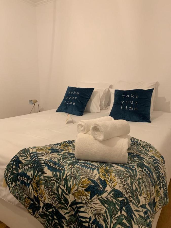 The Clock House Apartment Ponta Delgada  Luaran gambar